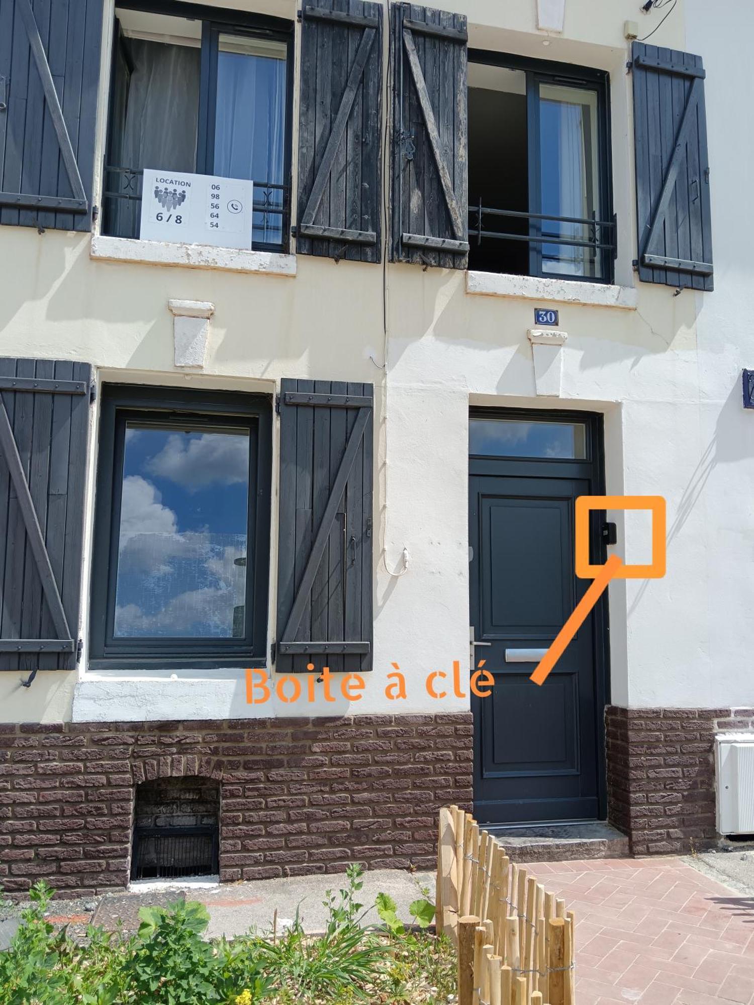 Logement 6 A 8 Personnes Gamaches  Camera foto